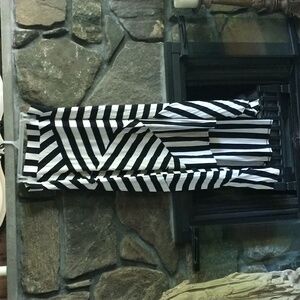 Torrid black & white high low maxi skirt